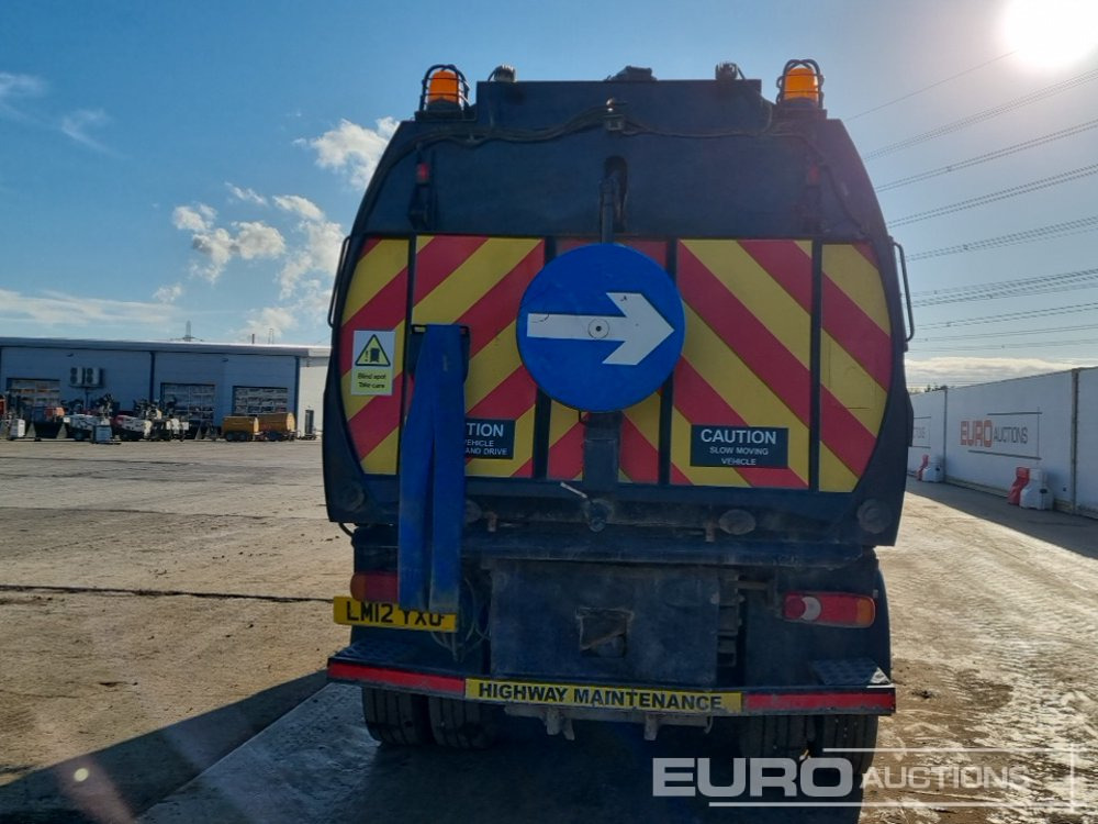 2012 DAF LF55.220 - Road sweeper: picture 4 2012 DAF LF55.220 - Road sweeper: picture 4