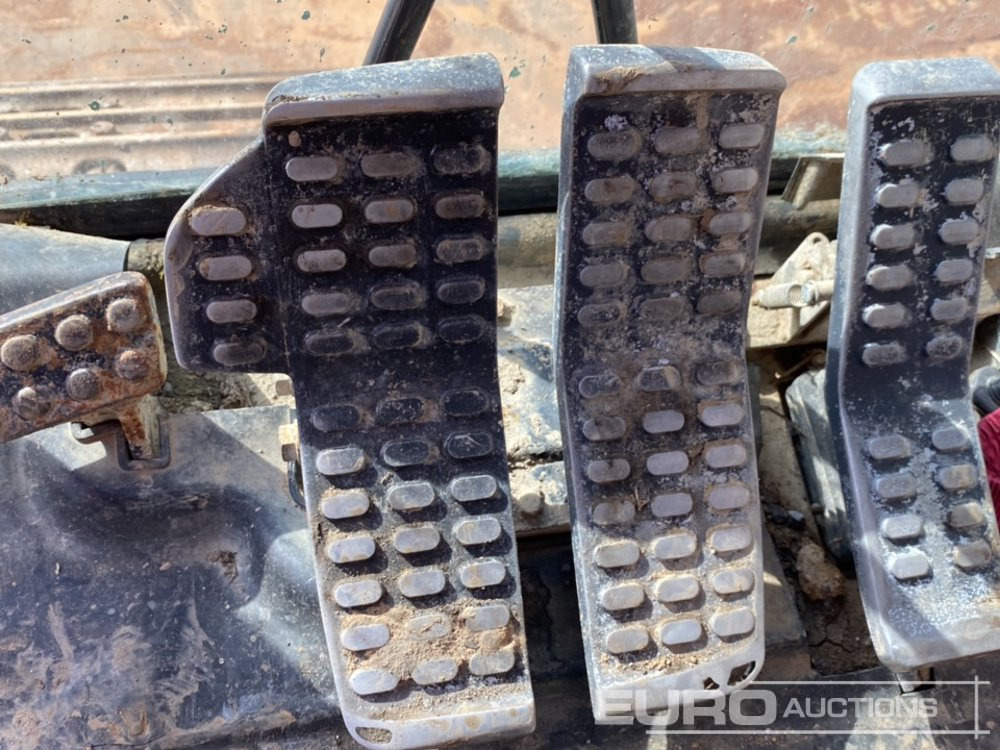 Crawler excavator 2012 Hitachi ZX135US-3: picture 36