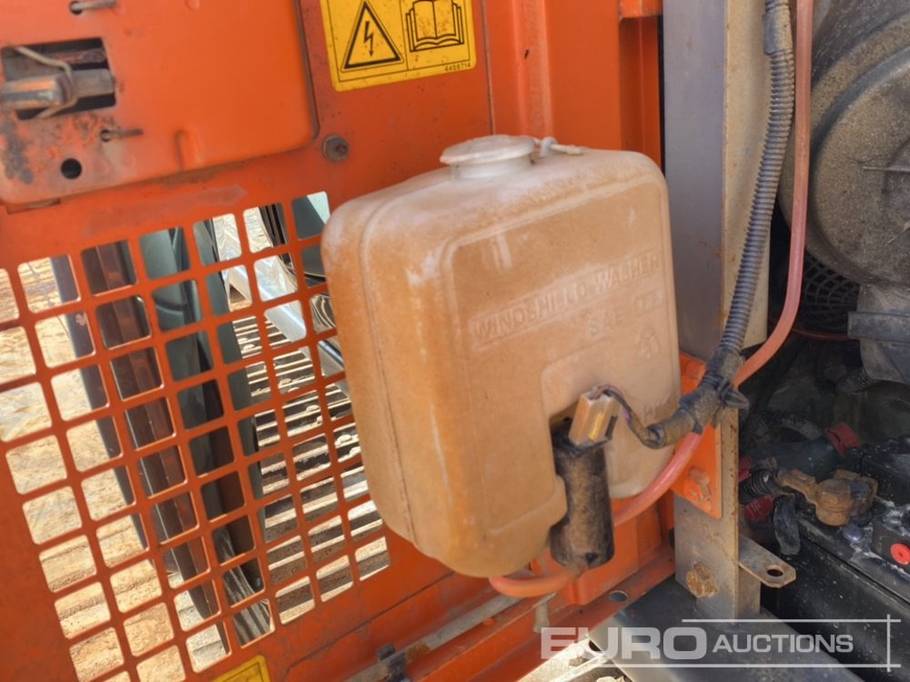 Crawler excavator 2012 Hitachi ZX135US-3: picture 40
