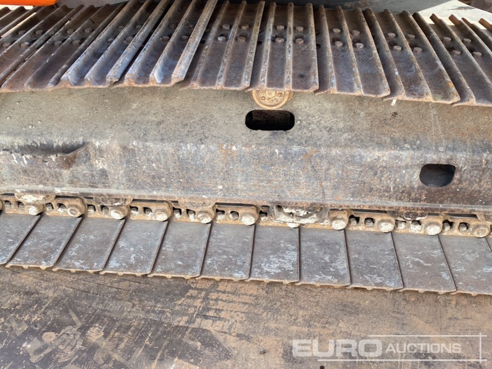 Crawler excavator 2012 Hitachi ZX135US-3: picture 13