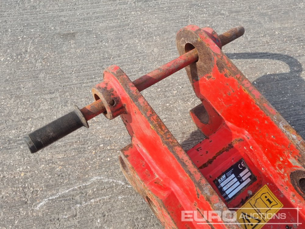 Quick coupler 2013 Ksw Manual Dedicated Single Lock QH 45mm Pin to suit 4-6 Ton Excavator: picture 12
