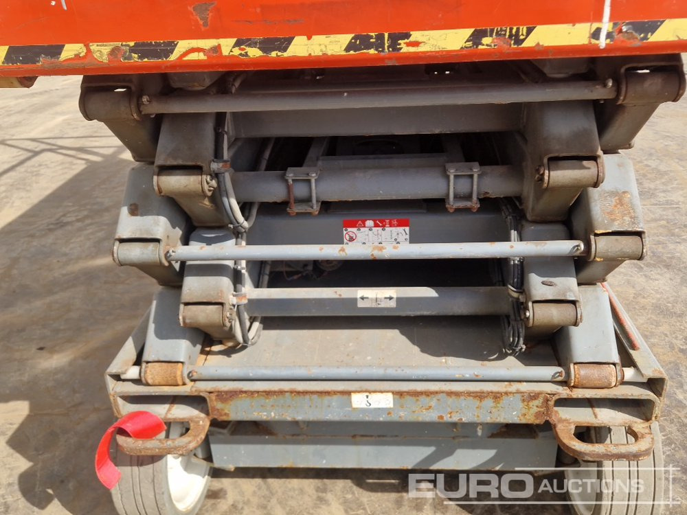 Aerial platform 2013 SkyJack SJ4632: picture 13