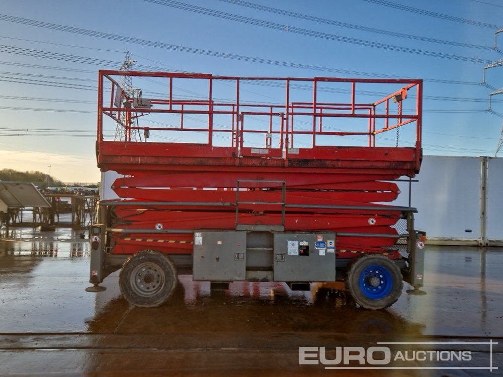 2013 SkyJack SJ9250 - Scissor lift: picture 2 2013 SkyJack SJ9250 - Scissor lift: picture 2