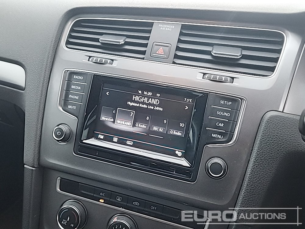 Car 2013 Volkswagen Golf: picture 19