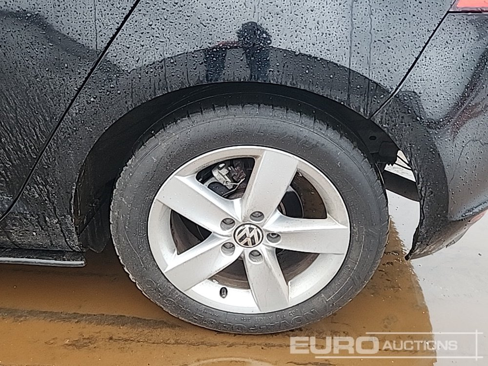 Car 2013 Volkswagen Golf: picture 10