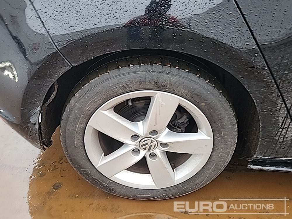 Car 2013 Volkswagen Golf: picture 11