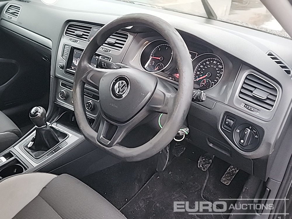 Car 2013 Volkswagen Golf: picture 14