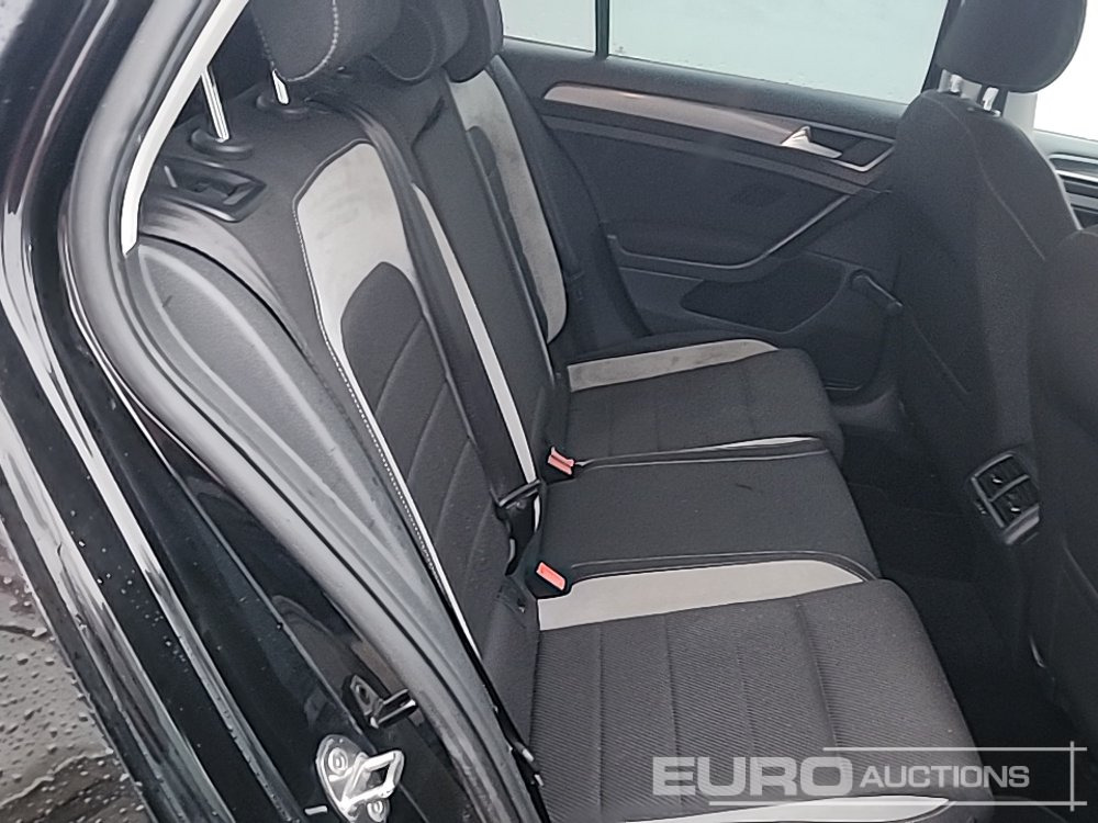 Car 2013 Volkswagen Golf: picture 27