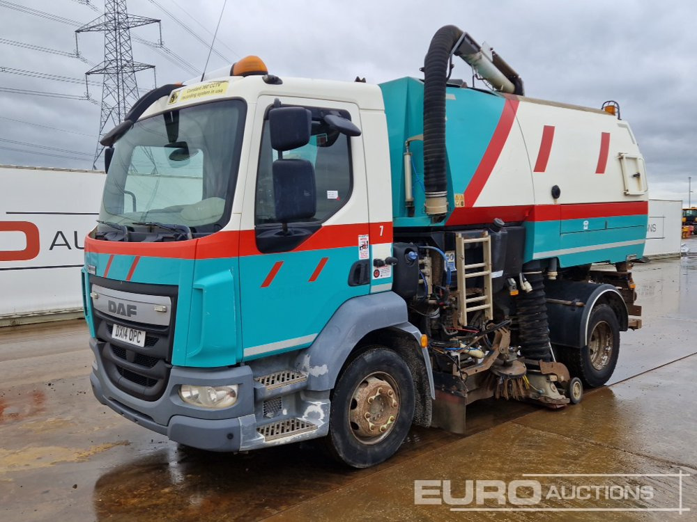 2014 DAF LF 220 FA - Road sweeper: picture 1 2014 DAF LF 220 FA - Road sweeper: picture 1