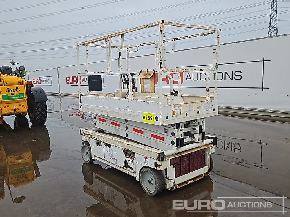2014 Haulotte Compact 10 - Aerial platform: picture 3 2014 Haulotte Compact 10 - Aerial platform: picture 3