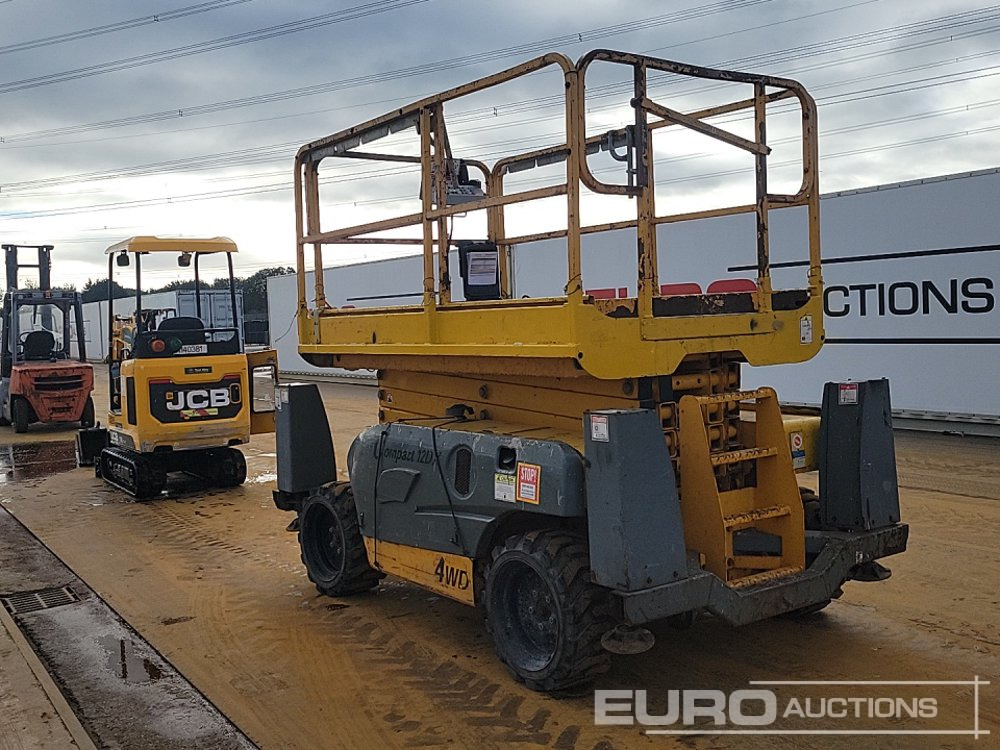 2014 Haulotte Compact 12DX - Aerial platform: picture 3 2014 Haulotte Compact 12DX - Aerial platform: picture 3