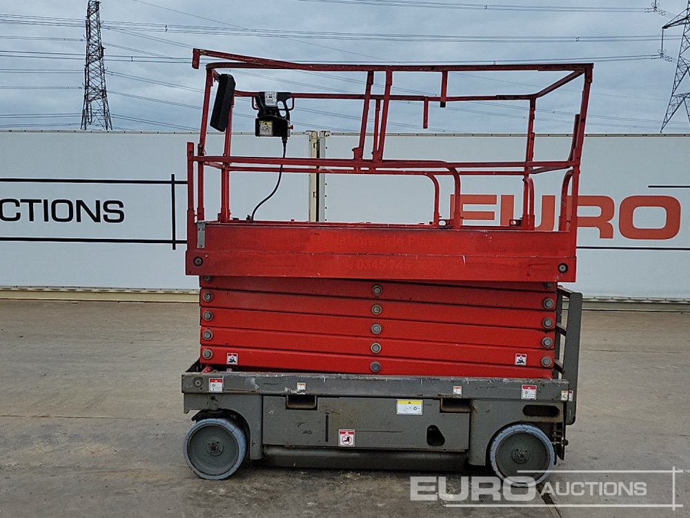 2014 Haulotte Compact 14 - Aerial platform: picture 2 2014 Haulotte Compact 14 - Aerial platform: picture 2