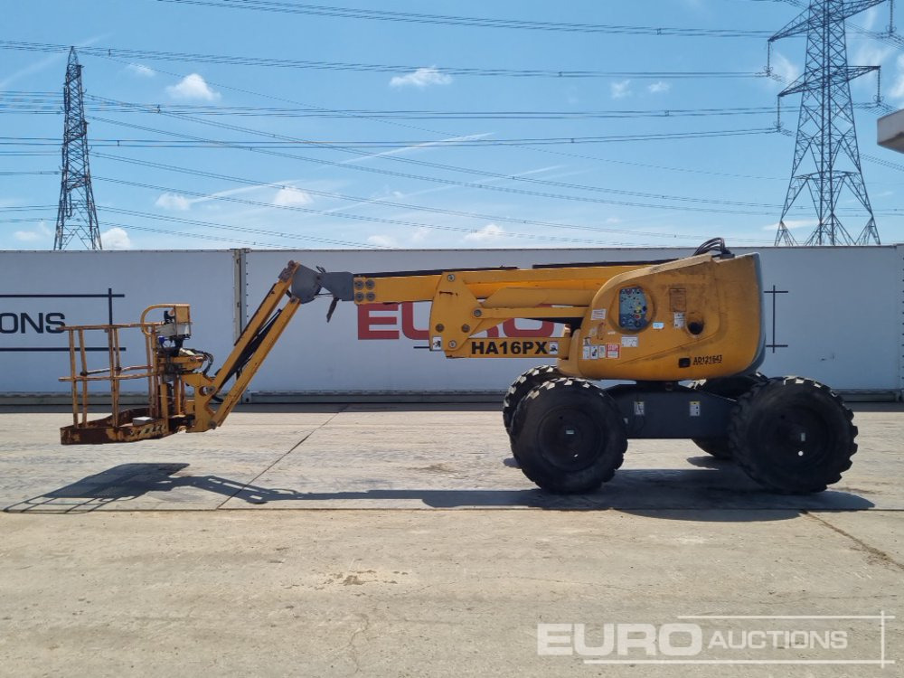 2014 Haulotte HA16PX - Aerial platform: picture 2 2014 Haulotte HA16PX - Aerial platform: picture 2