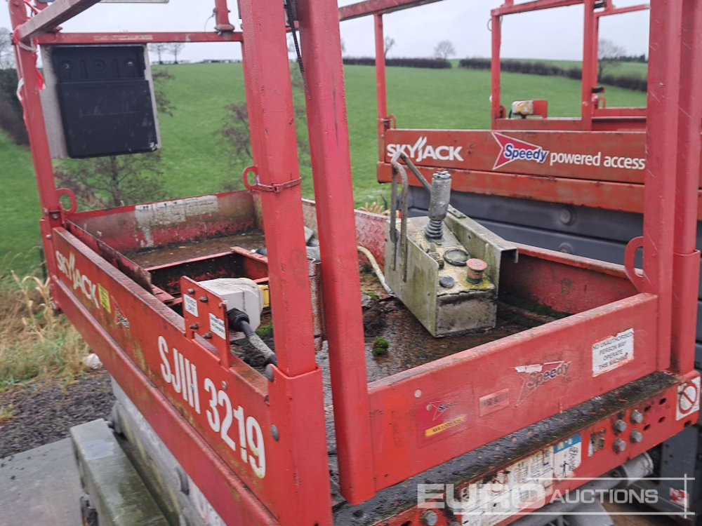 Aerial platform 2014 SkyJack SJ3219: picture 14