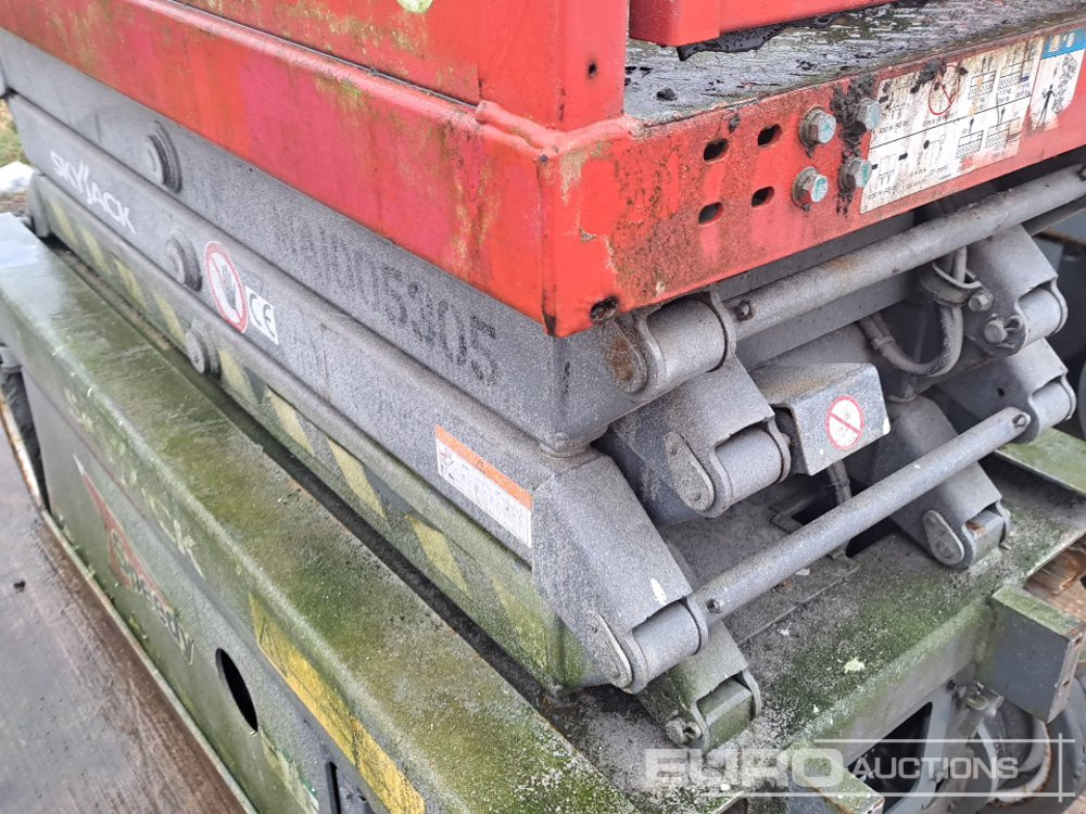 Aerial platform 2014 SkyJack SJ3219: picture 21