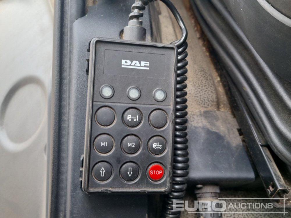 Curtainsider truck 2015 DAF CF250: picture 23