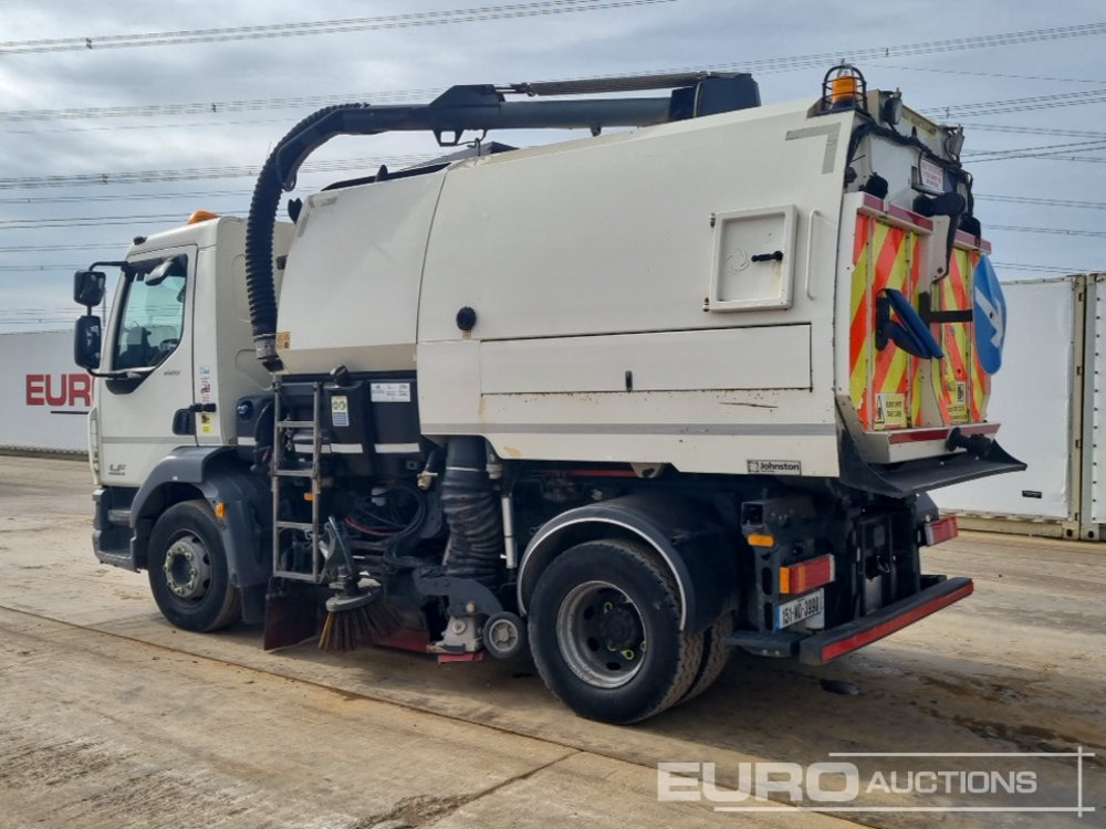 2015 DAF LF220 - Road sweeper: picture 3 2015 DAF LF220 - Road sweeper: picture 3