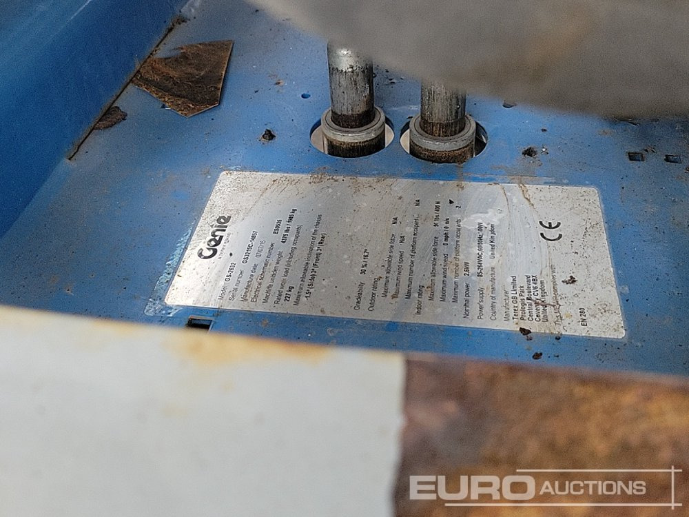 Aerial platform 2015 Genie GS2632: picture 24