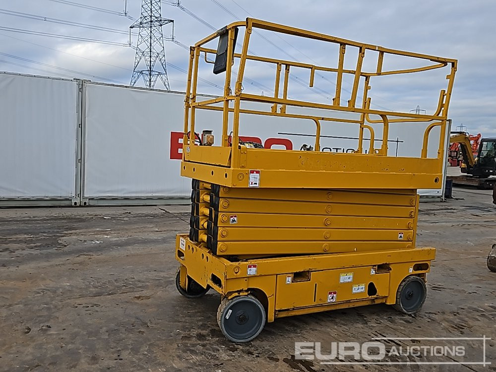 2015 Haulotte Compact 14 - Aerial platform: picture 1 2015 Haulotte Compact 14 - Aerial platform: picture 1