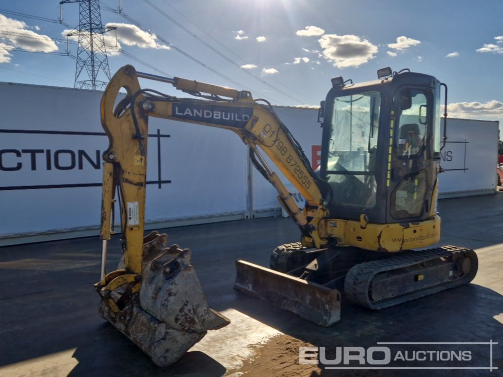2015 Komatsu PC30MR-3 - Mini excavator: picture 1 2015 Komatsu PC30MR-3 - Mini excavator: picture 1