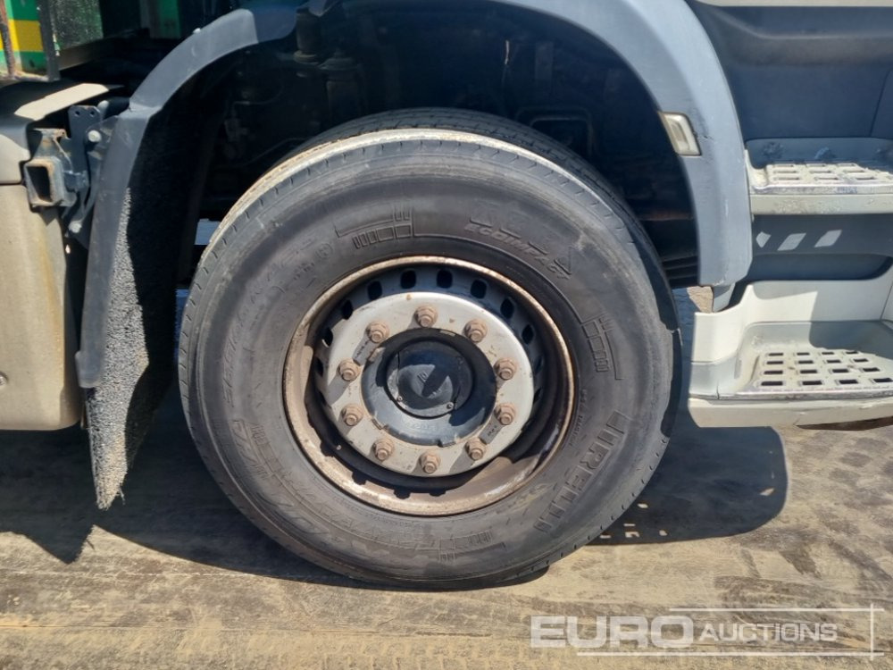 Dropside/ Flatbed truck for transportation of heavy machinery 2016 DAF 400: picture 16