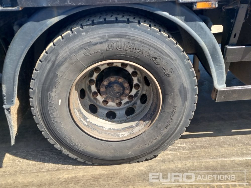 Dropside/ Flatbed truck for transportation of heavy machinery 2016 DAF 400: picture 14