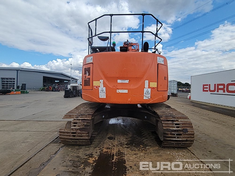 2016 Hitachi ZX225USLC-5B - Crawler excavator: picture 4 2016 Hitachi ZX225USLC-5B - Crawler excavator: picture 4