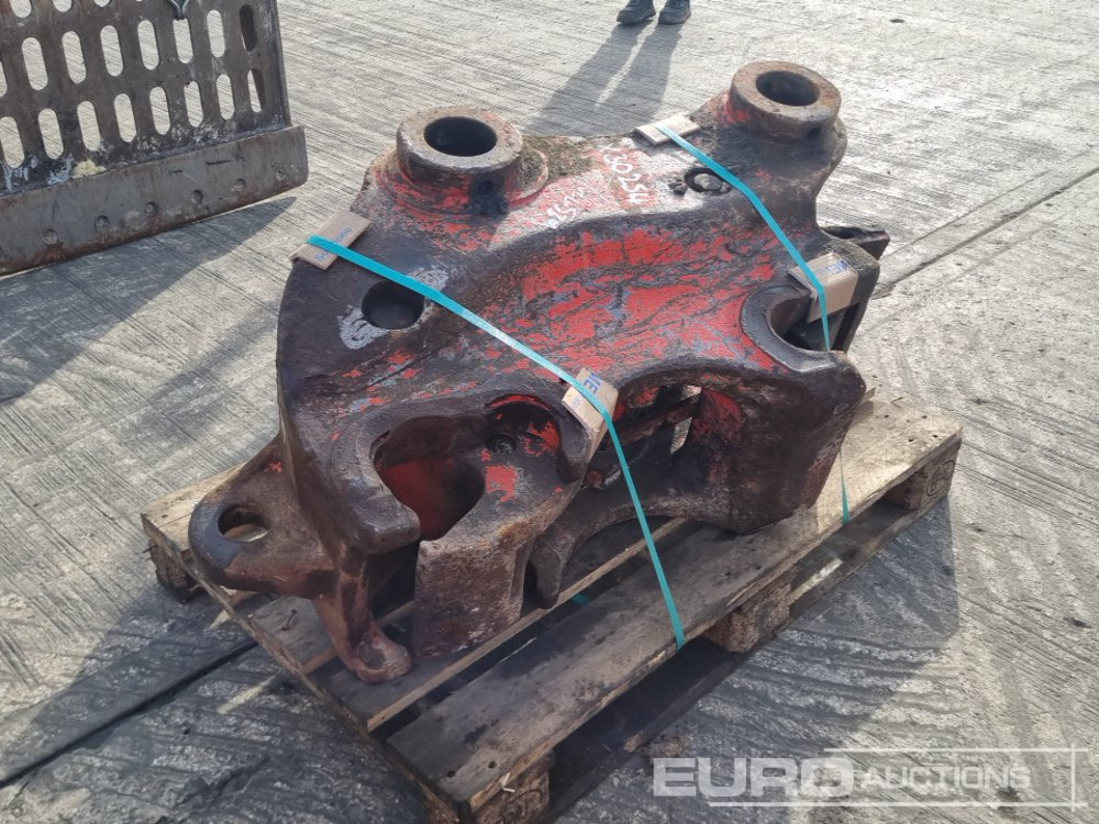 2016 Miller Hydraulic Double Lock QH 100mm Pin to suit 40 Ton Excavator - Quick coupler: picture 1 2016 Miller Hydraulic Double Lock QH 100mm Pin to suit 40 Ton Excavator - Quick coupler: picture 1