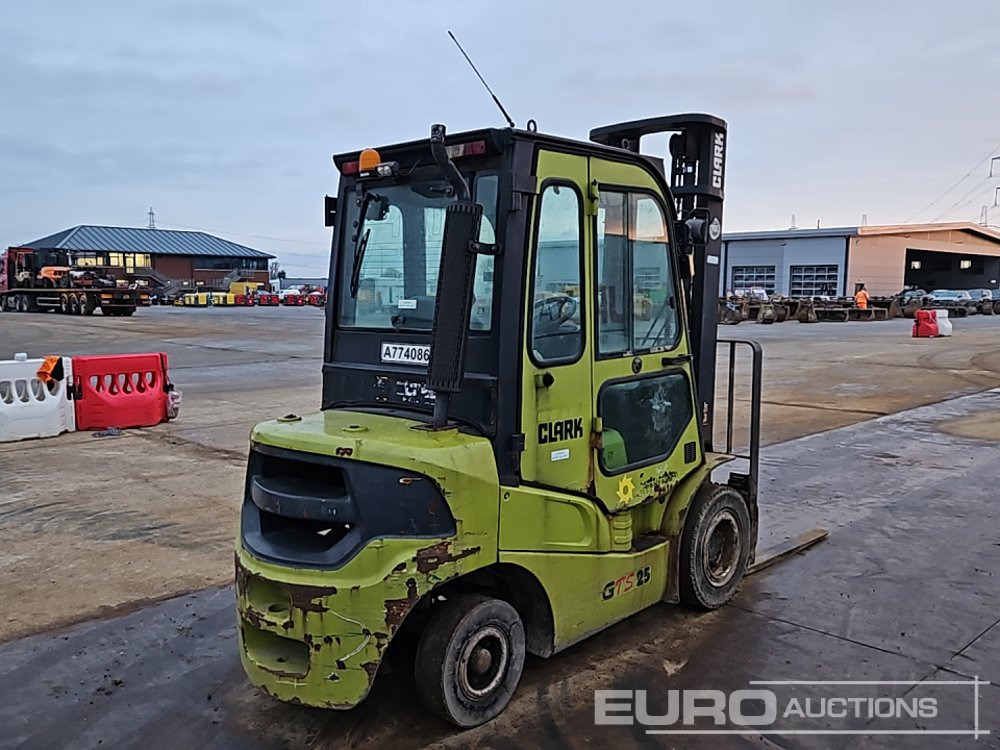 2017 Clark GTS25D - Forklift: picture 5 2017 Clark GTS25D - Forklift: picture 5