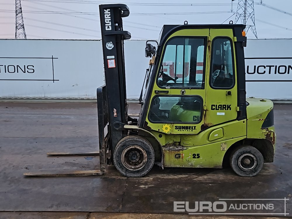 2017 Clark GTS25D - Forklift: picture 2 2017 Clark GTS25D - Forklift: picture 2