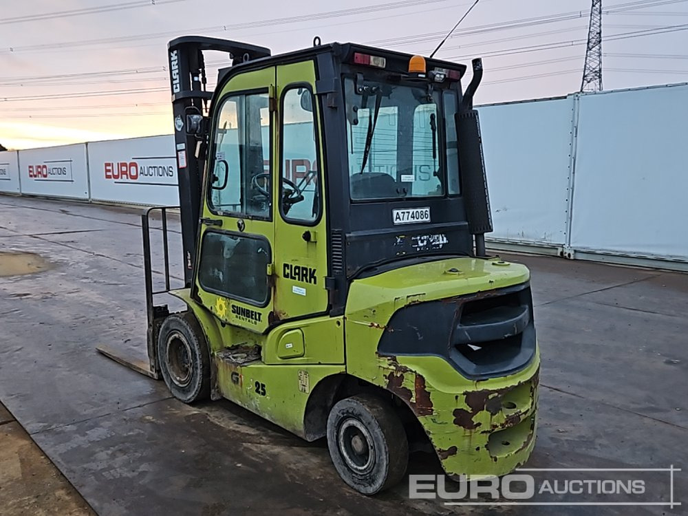 2017 Clark GTS25D - Forklift: picture 3 2017 Clark GTS25D - Forklift: picture 3
