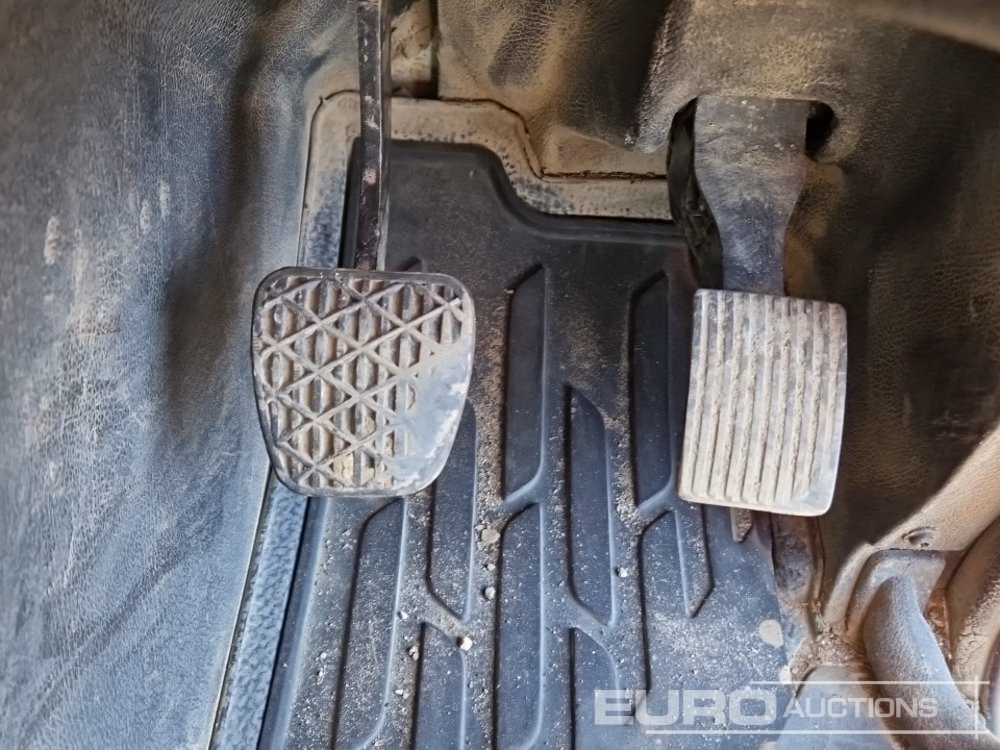 Tipper 2017 Mercedes Arocs 3240: picture 48