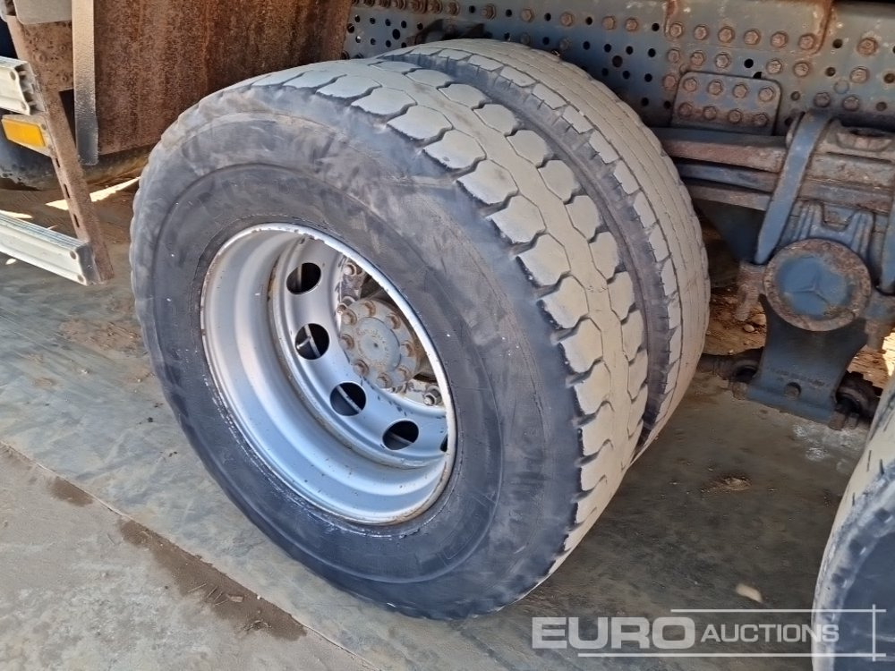 Tipper 2017 Mercedes Arocs 3240: picture 17