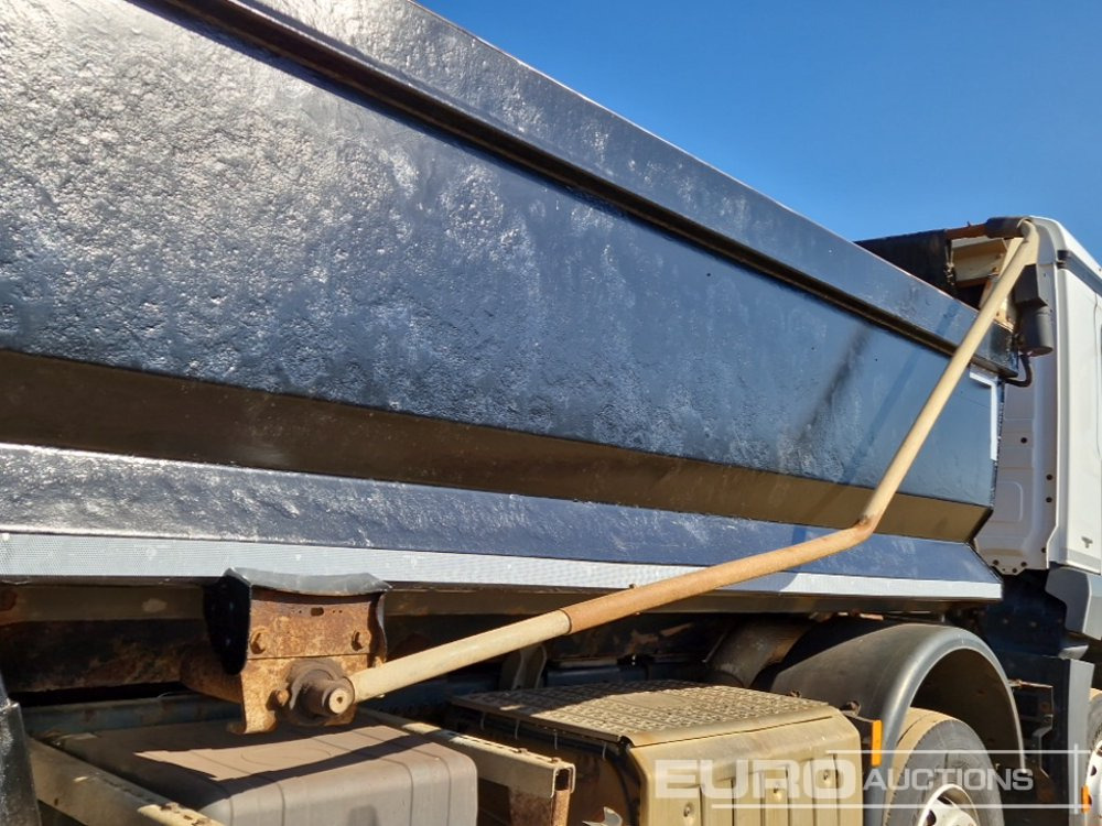 Tipper 2017 Mercedes Arocs 3240: picture 31