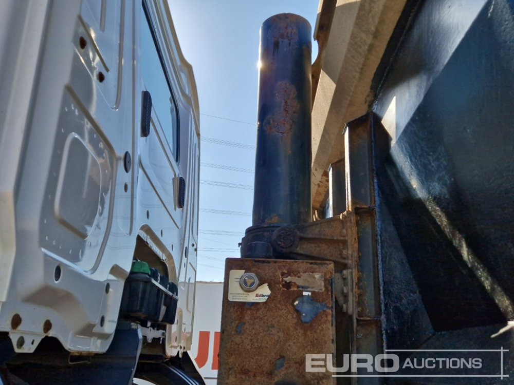 Tipper 2017 Mercedes Arocs 3240: picture 23