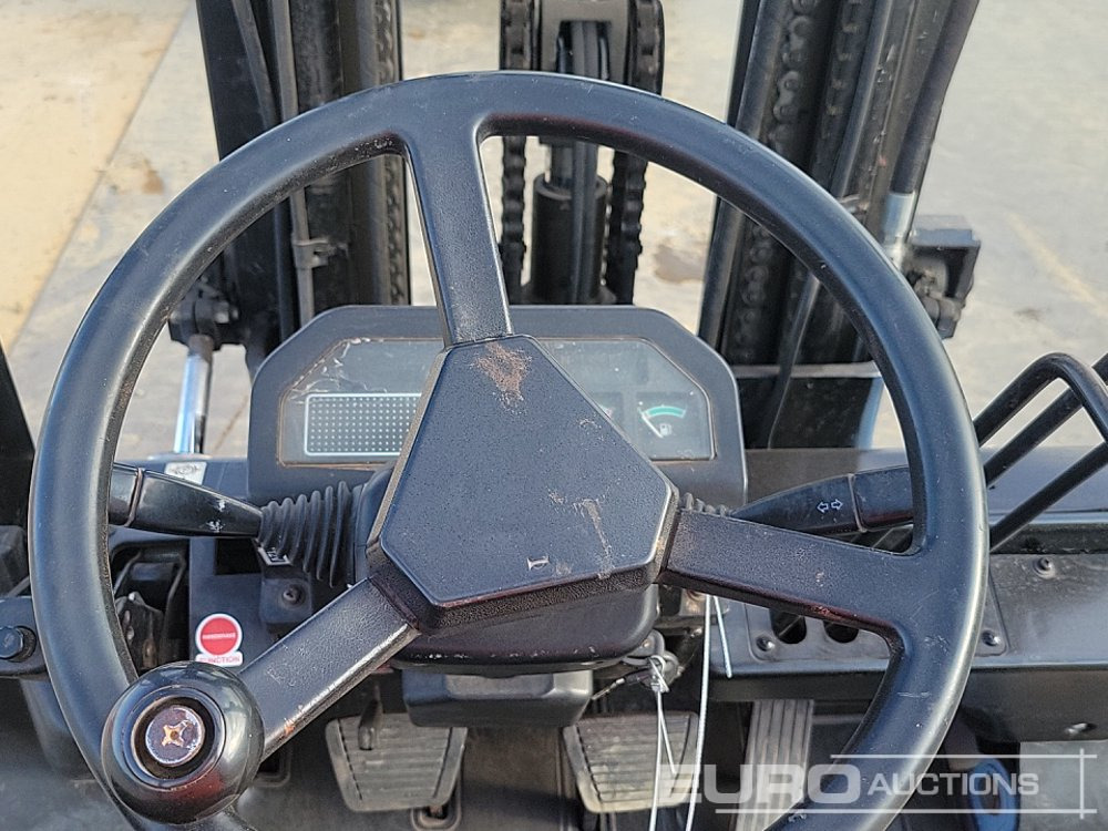 Forklift 2017 Yale UT25P: picture 29