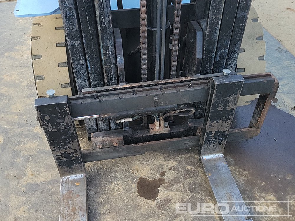 Forklift 2017 Yale UT25P: picture 14