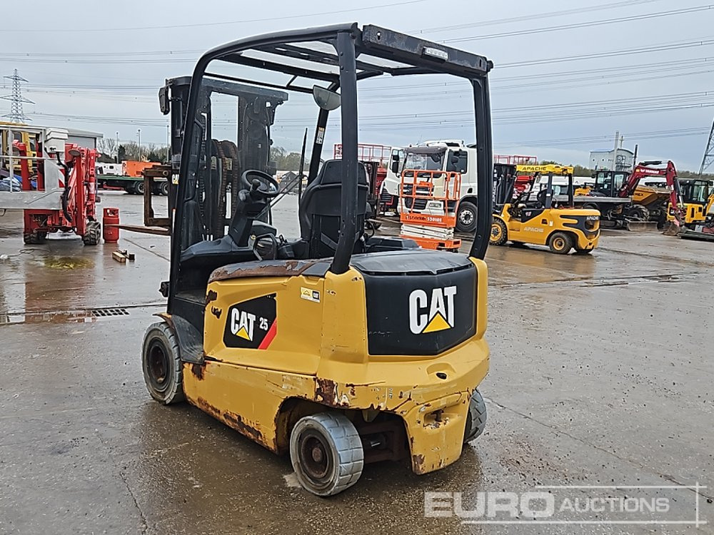 2018 CAT EP25CN - Forklift: picture 3 2018 CAT EP25CN - Forklift: picture 3