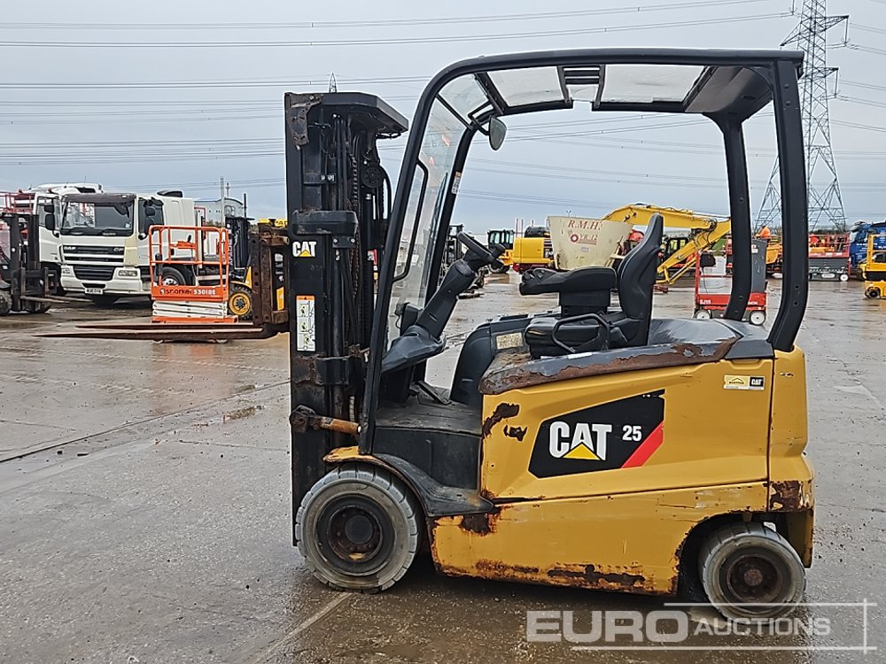 2018 CAT EP25CN - Forklift: picture 2 2018 CAT EP25CN - Forklift: picture 2
