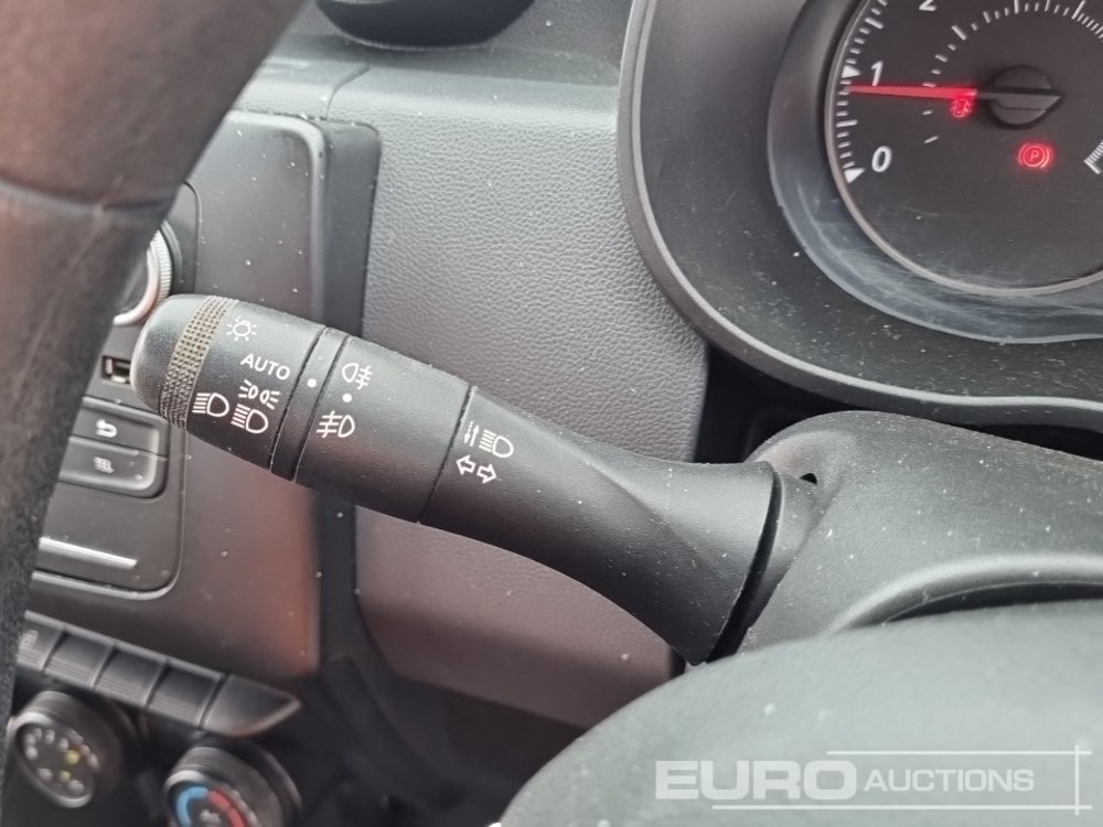 Car 2019 Dacia Duster: picture 42