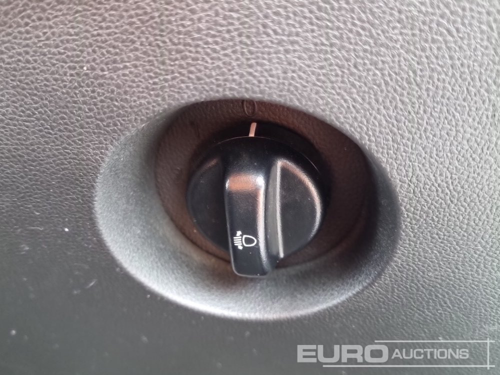 Car 2019 Dacia Duster: picture 36