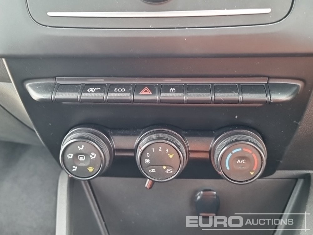 Car 2019 Dacia Duster: picture 33