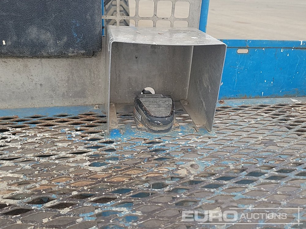 Aerial platform 2019 Genie Z-45XC: picture 15