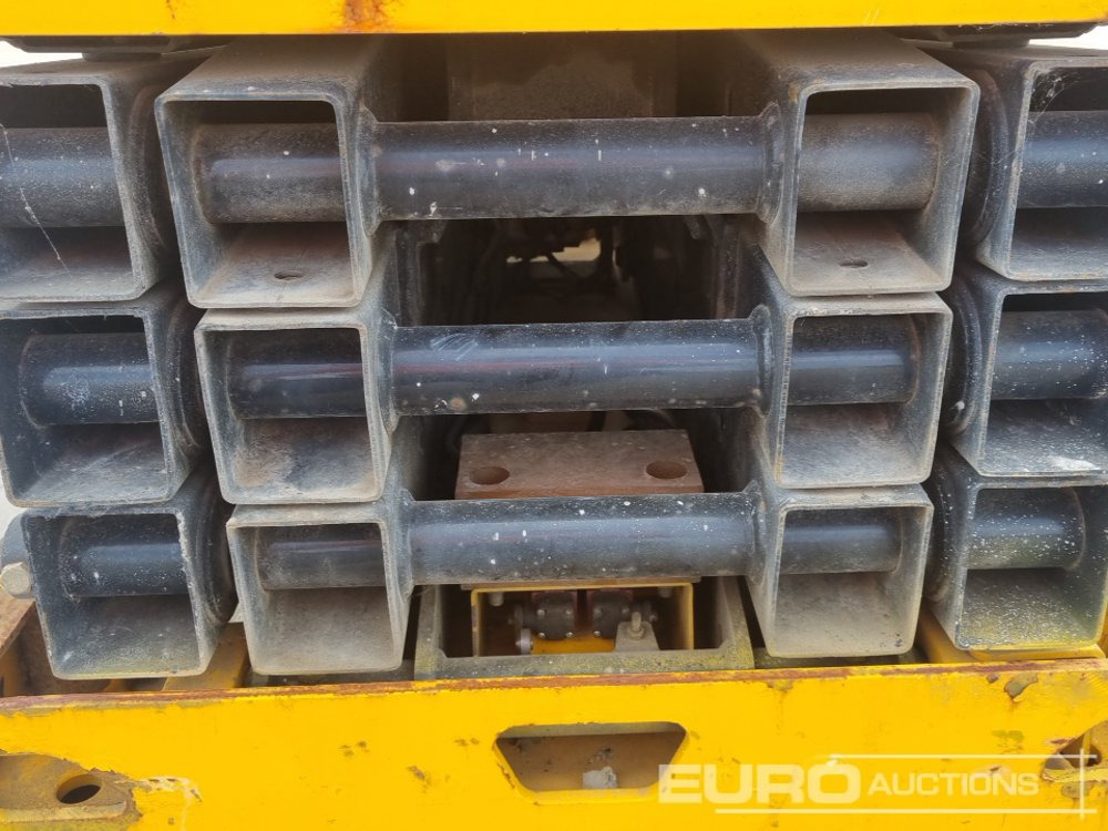 Aerial platform 2019 JCB S1930E: picture 15