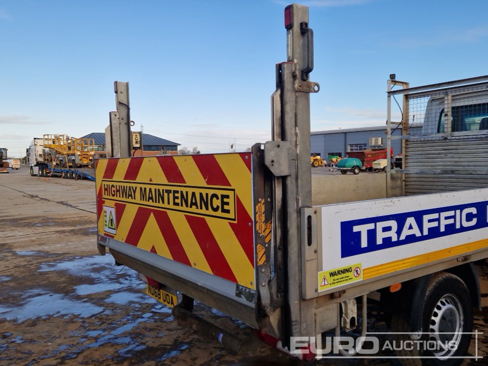 Open body delivery van 2019 Mercedes Sprinter 316: picture 14