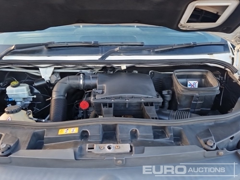 Open body delivery van 2019 Mercedes Sprinter 316: picture 15