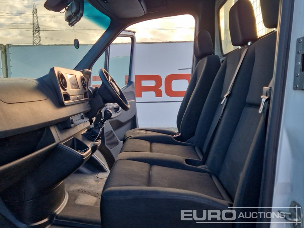 Open body delivery van 2019 Mercedes Sprinter 316: picture 22