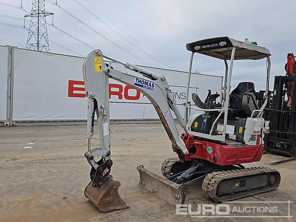 2020 Takeuchi TB215R - Mini excavator: picture 1 2020 Takeuchi TB215R - Mini excavator: picture 1