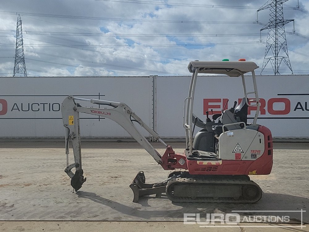 2020 Takeuchi TB216 - Mini excavator: picture 2 2020 Takeuchi TB216 - Mini excavator: picture 2