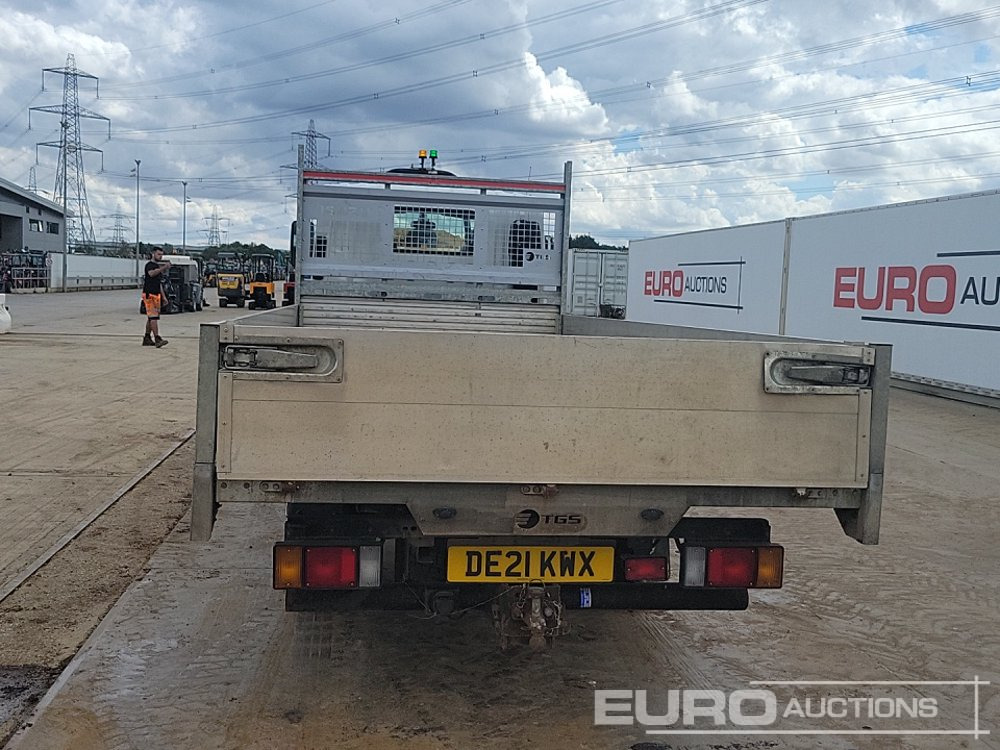 2021 Isuzu Grafter N35.125 - Open body delivery van: picture 4 2021 Isuzu Grafter N35.125 - Open body delivery van: picture 4